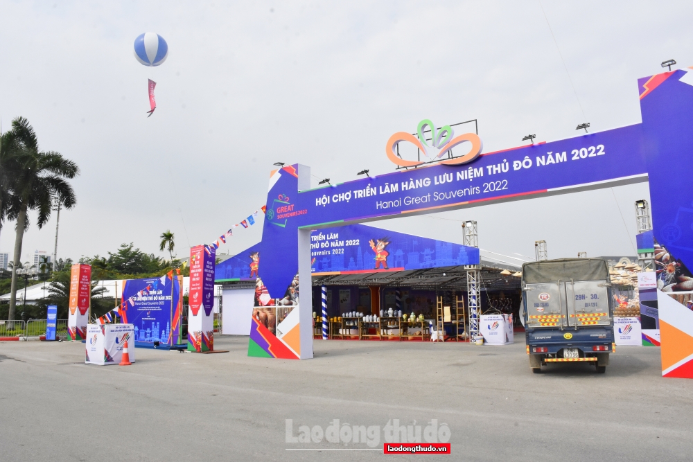 Hội chợ triển lãm hàng lưu niệm Thủ đô năm 2022 hưởng ứng SEA Games 31