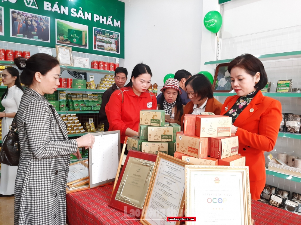 Tăng cạnh tranh cho hàng Việt