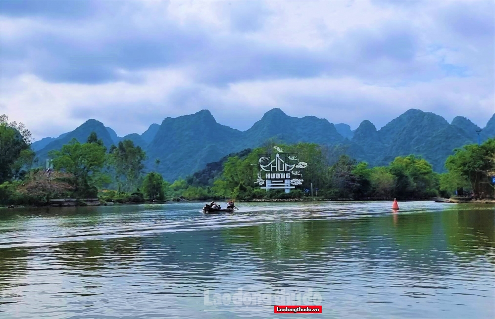 Đảm bảo an ninh trật tự, an toàn giao thông Lễ hội Chùa Hương năm 2023