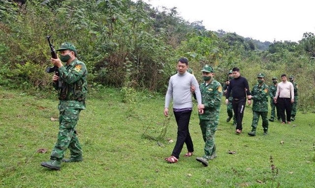 Hà Tĩnh: Liên tiếp phá đường dây đưa người nước ngoài xuất cảnh trái phép