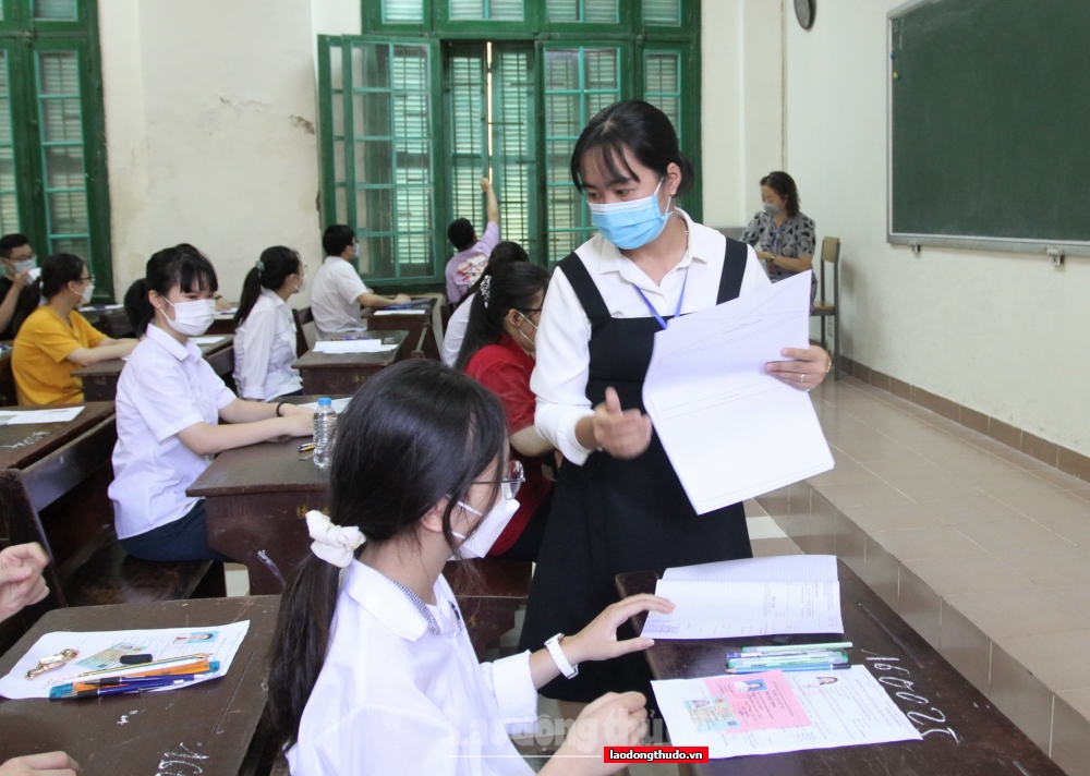 Hà Nội thi ba môn tuyển sinh vào lớp 10: Học sinh, phụ huynh thở phào