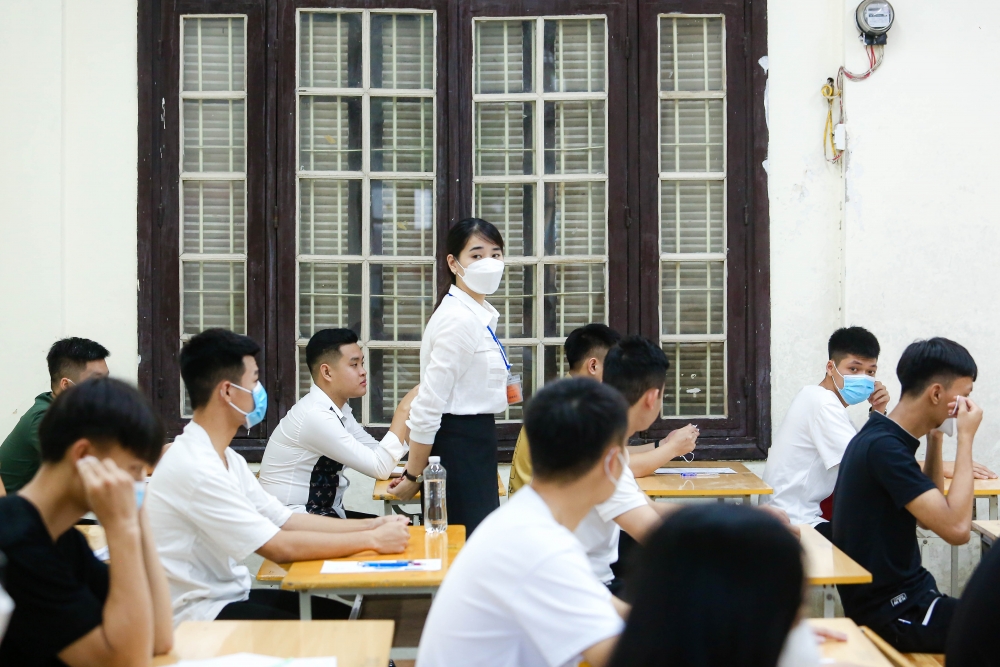 Học sinh có IELTS cấp sau 10/9/2022 được miễn thi ngoại ngữ