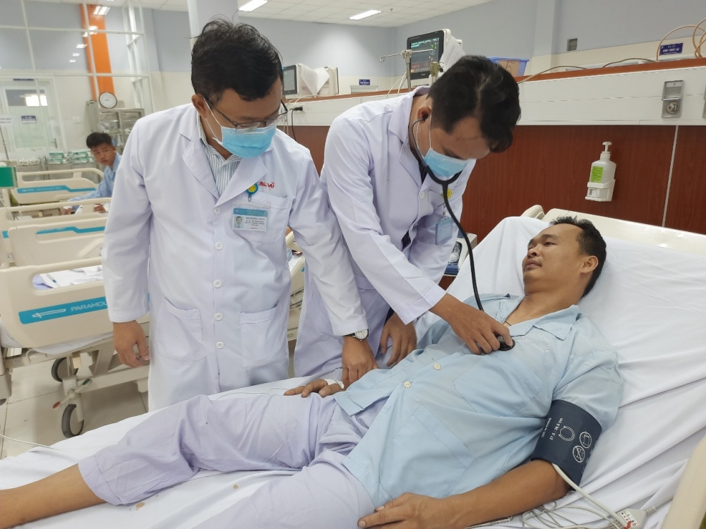 TP.HCM: Cứu sống bệnh nhân nhồi máu cơ tim nguy kịch do hút thuốc lá