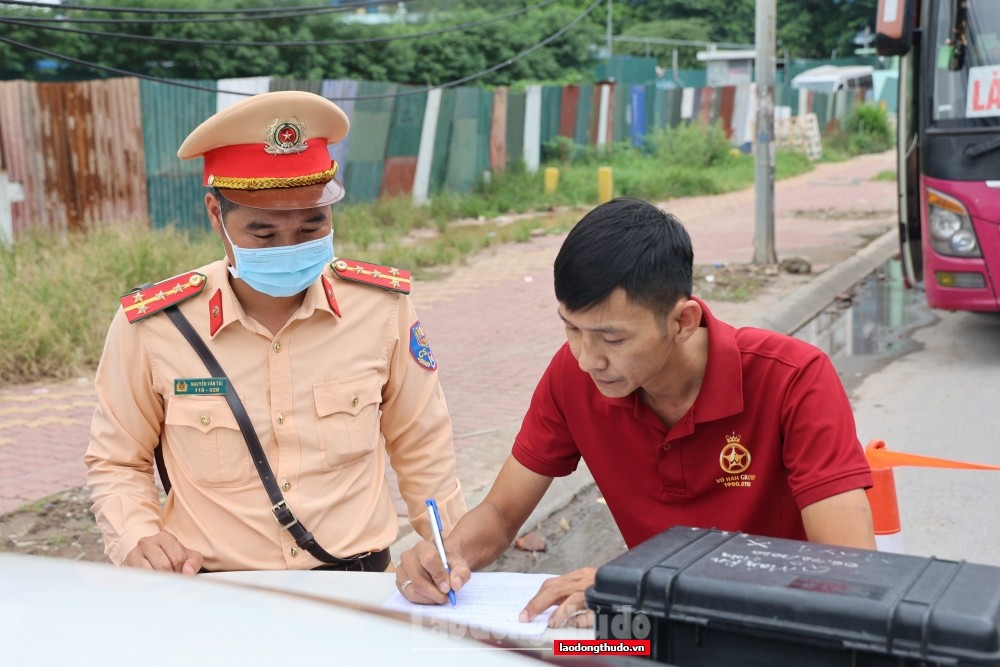 Quyết liệt dẹp nạn “xe dù, bến cóc”