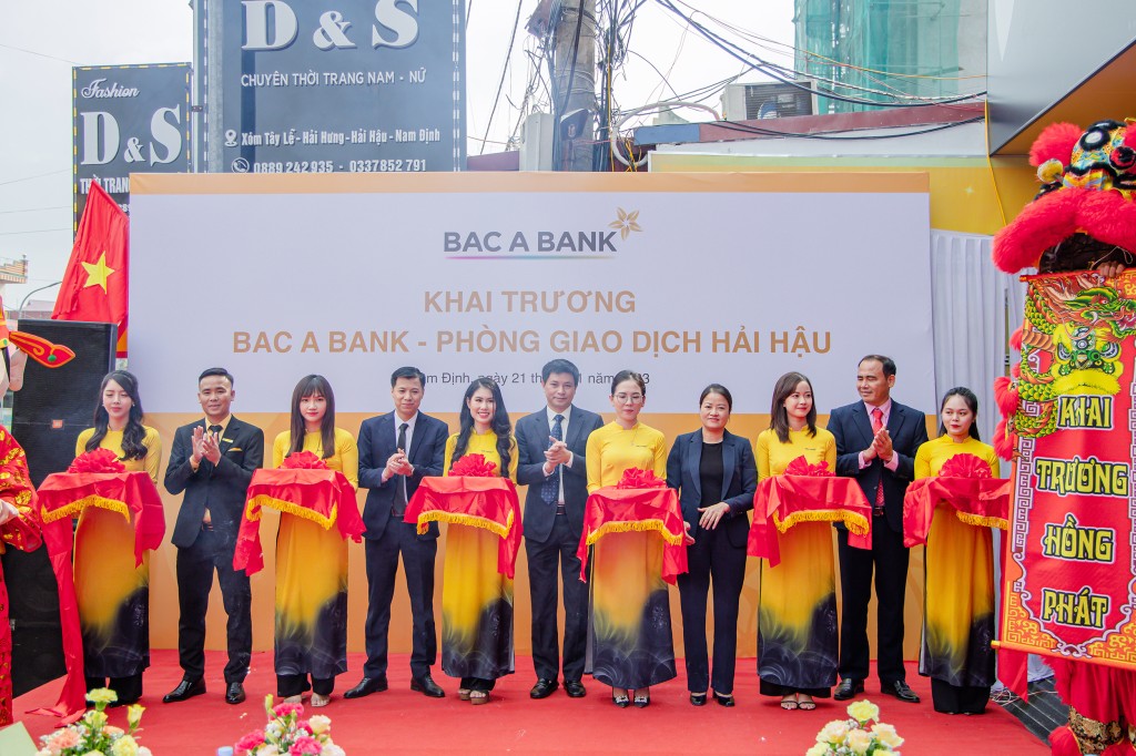 BAC A BANK khai trương Phòng giao dịch mới tại Nam Định