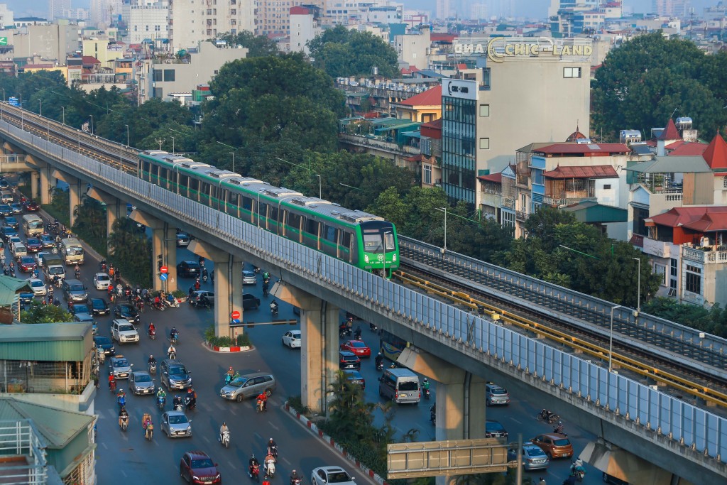 Tàu điện Cát Linh phục vụ xuyên Tết