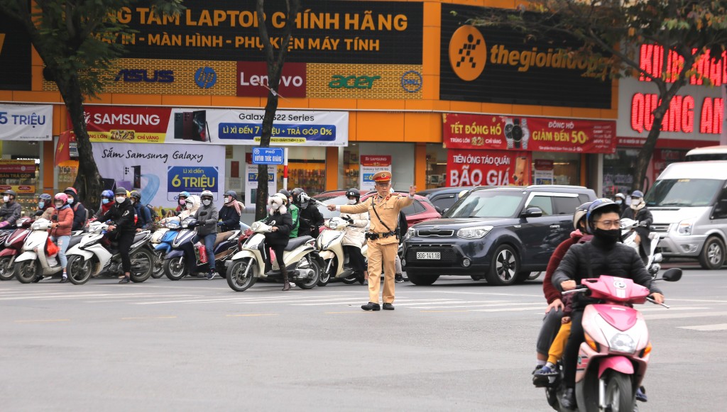 Để văn hóa giao thông là "cuốn sách mở" về người Hà Nội văn minh