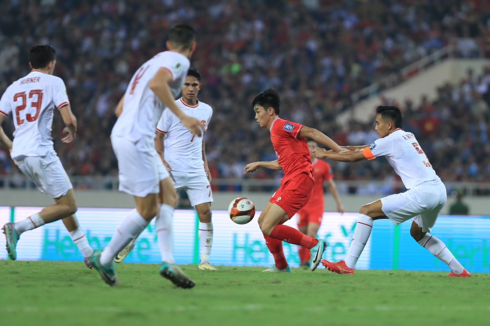Thua Indonesia 0-3, tuyển Việt Nam tái hiện kỷ niệm buồn 20 năm trước