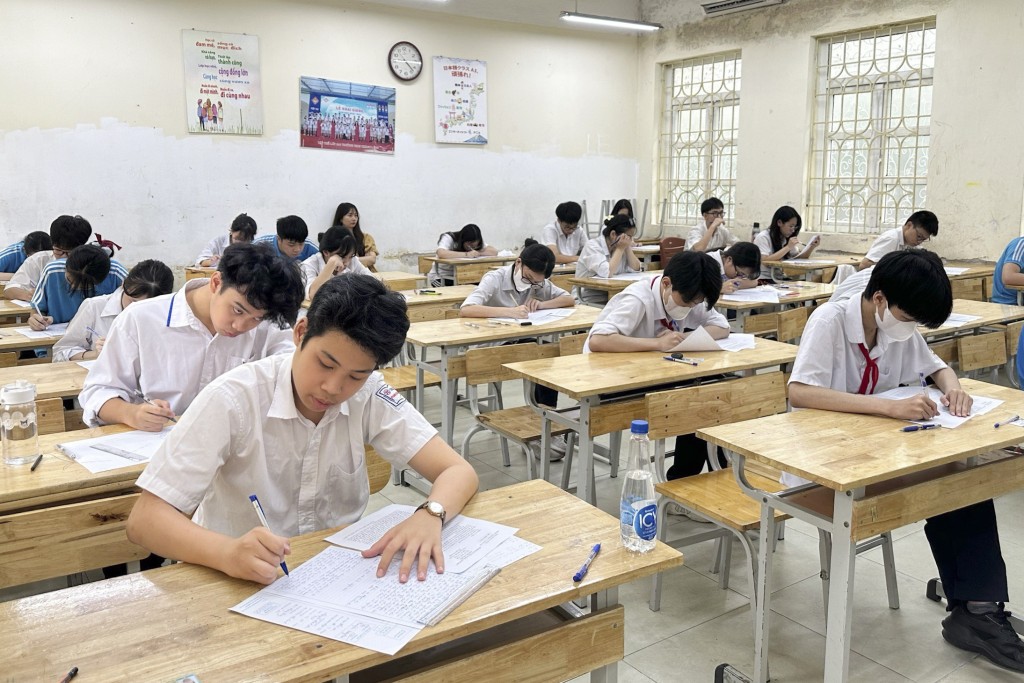 Quận Ba Đình: Hơn 3.500 học sinh lớp 9 tham gia khảo sát chất lượng