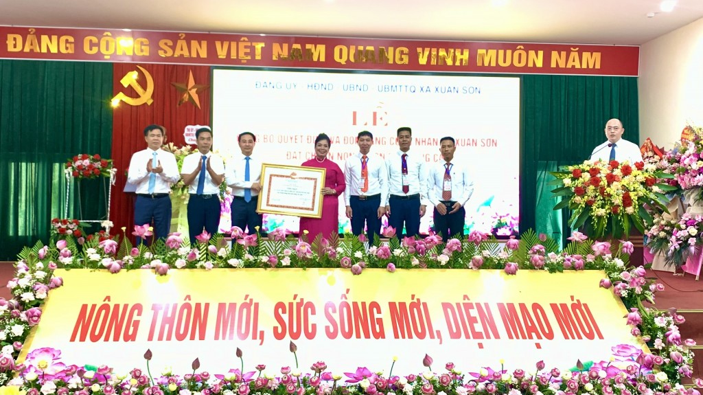 Sơn Tây: Thêm xã đạt chuẩn nông thôn mới nâng cao