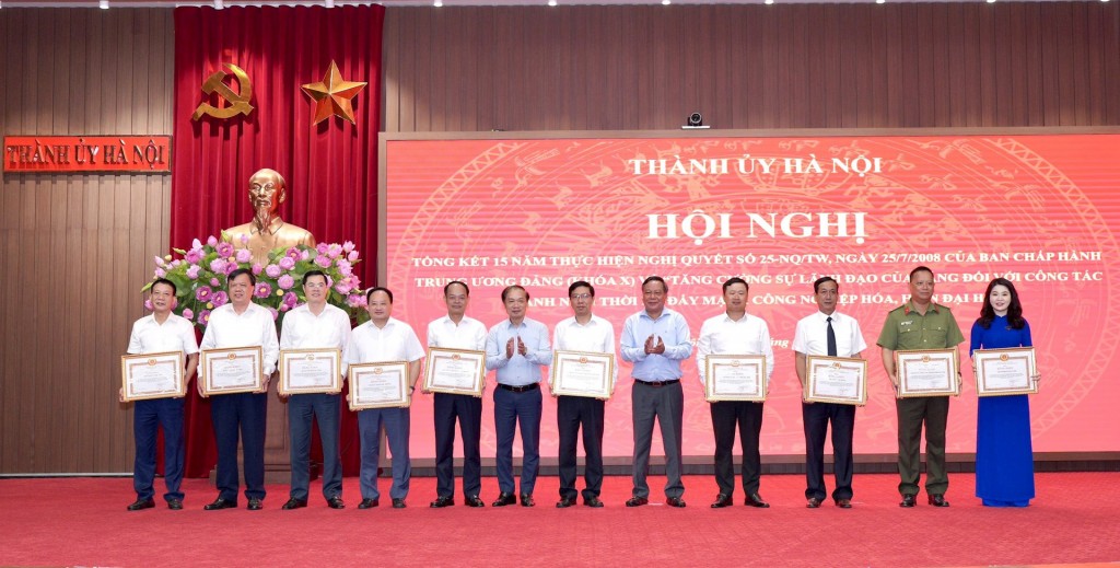 Hà Nội: Quan tâm thực chất và toàn diện công tác thanh niên