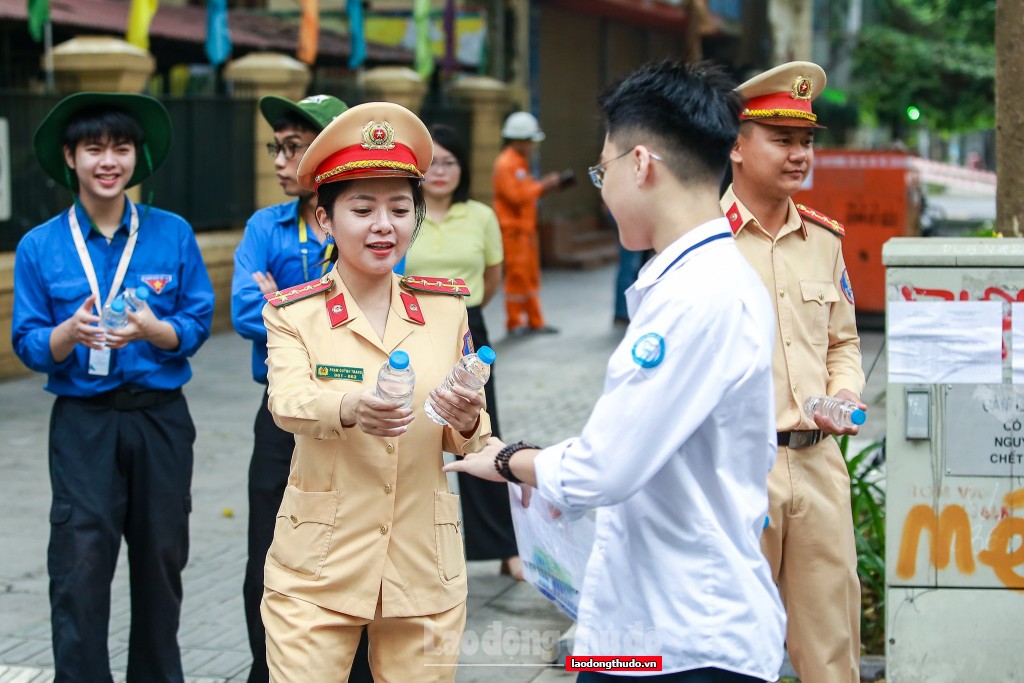 Công an thành phố Hà Nội đồng hành cùng thí sinh thi vào lớp 10 Trung học phổ thông