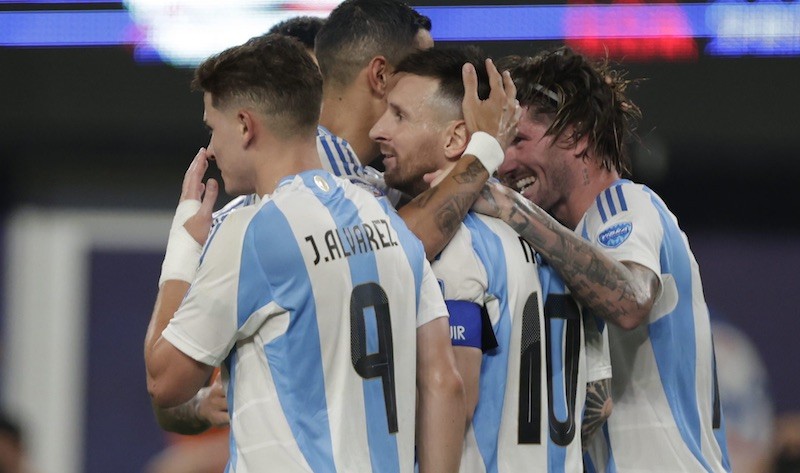 Messi ghi bàn, Argentina vào chung kết Copa America 2024