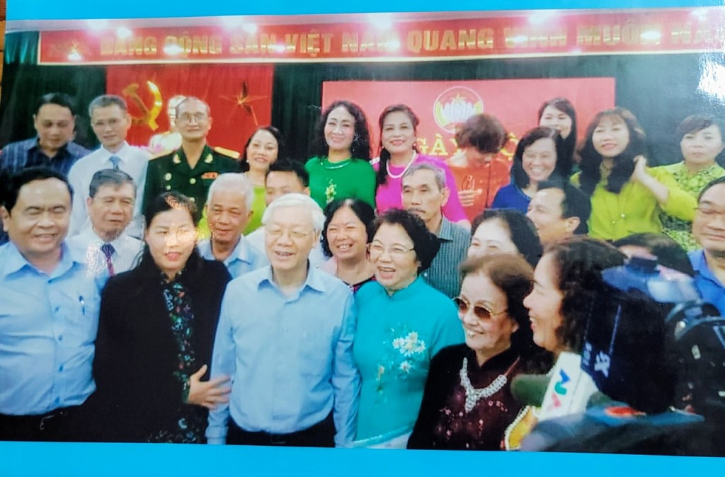 Tổng Bí thư Nguyễn Phú Trọng mãi trong lòng bà con khu phố Thiền Quang, phường Nguyễn Du
