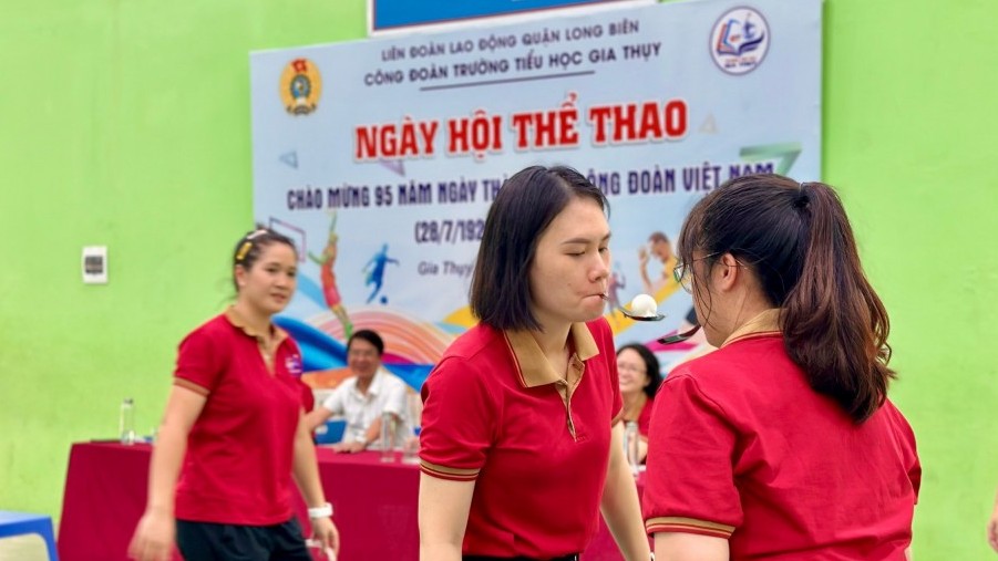 Sôi nổi Ngày hội thể thao trong đoàn viên Công đoàn Trường Tiểu học Gia Thụy