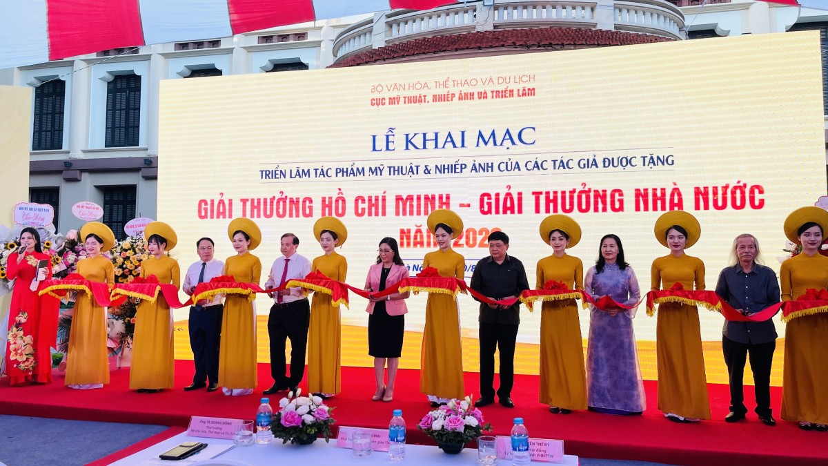 Triển lãm tôn vinh các tác giả đoạt Giải thưởng Hồ Chí Minh và Giải thưởng Nhà nước năm 2022