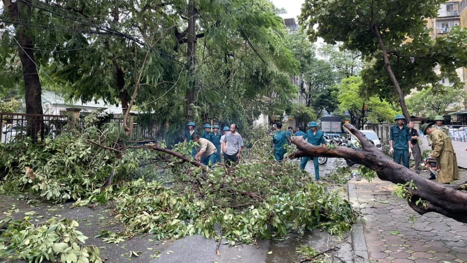 Khắc phục hậu quả sau bão, đảm bảo an toàn cho nhân dân ở mức cao nhất