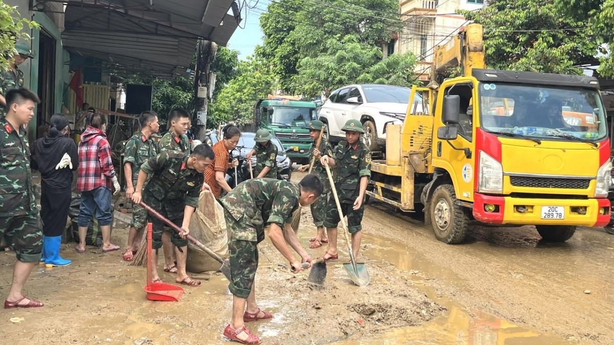 Ban Vận động Cứu trợ Trung ương phân bổ hỗ trợ đợt 2 đến các địa phương bị thiệt hại do bão lũ