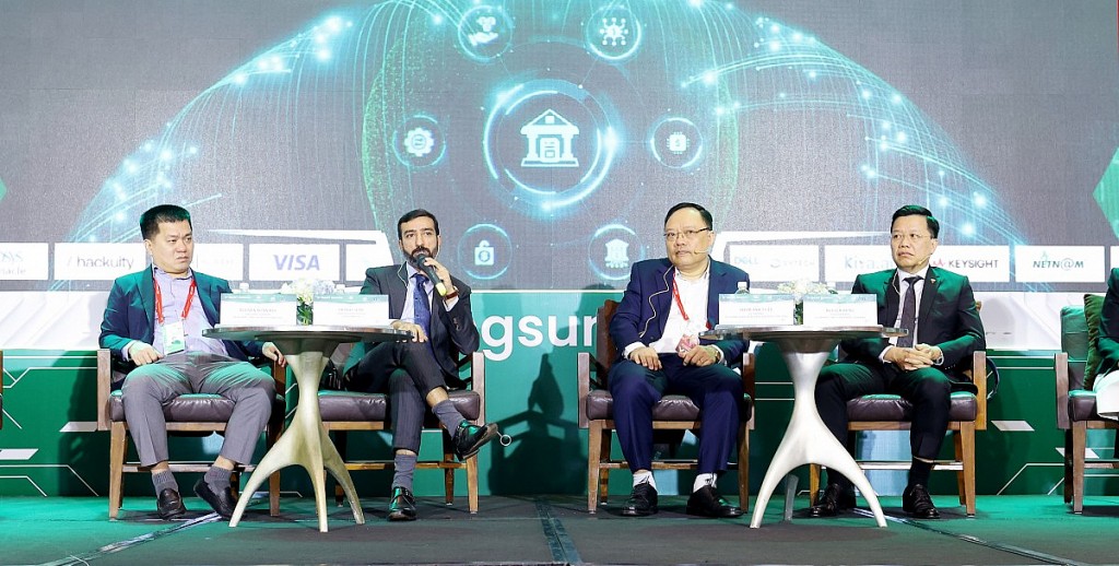 Techcombank tạo dấu ấn tại Smart Banking 2024