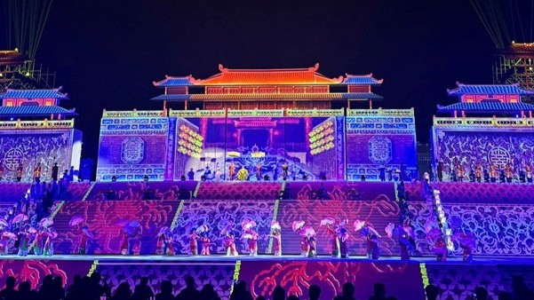 Festival Ninh Bình lần thứ III: Hé lộ sân khấu gây choáng ngợp