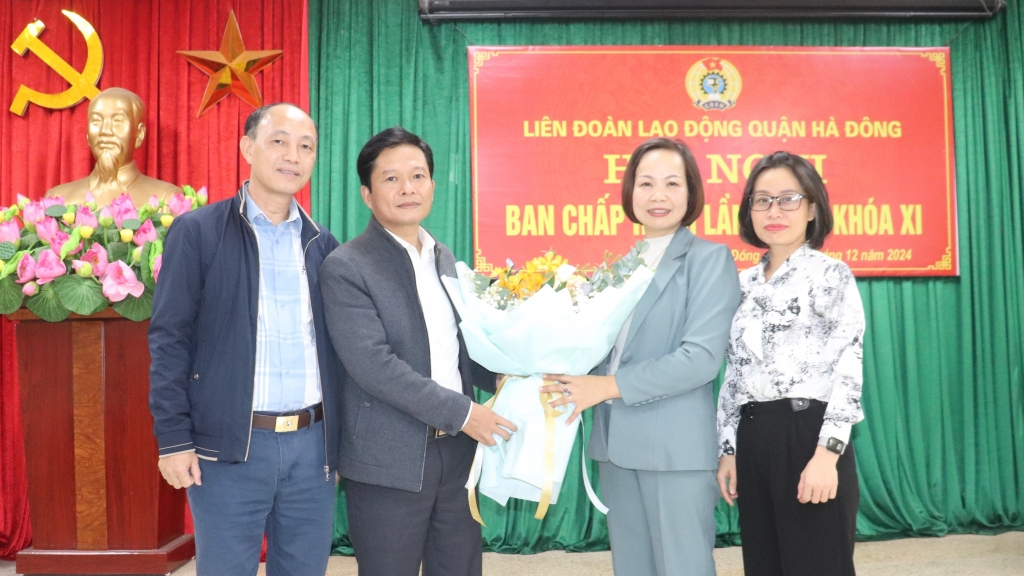 LĐLĐ quận Hà Đông kiện toàn chức danh Phó Chủ tịch