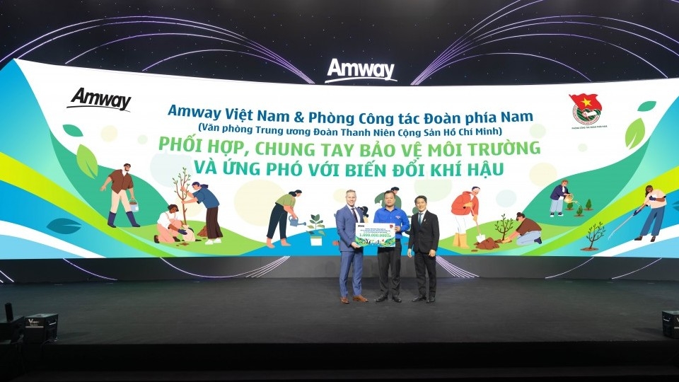 Amway Việt Nam ra mắt chiến lược “Sống khoẻ mạnh, sống hạnh phúc” tại Amway Expo 2025