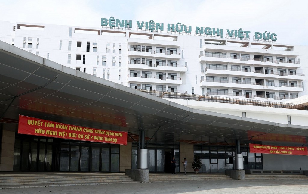 Hoàn thành xây dựng cơ sở 2 Bệnh viện Bạch Mai vào 15/7, Bệnh viện Việt Đức vào 15/9