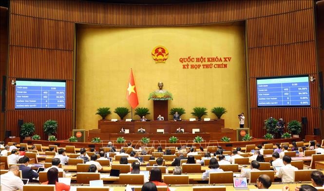 Quốc hội nhất trí sửa đổi, bổ sung một số điều của Hiến pháp năm 2013