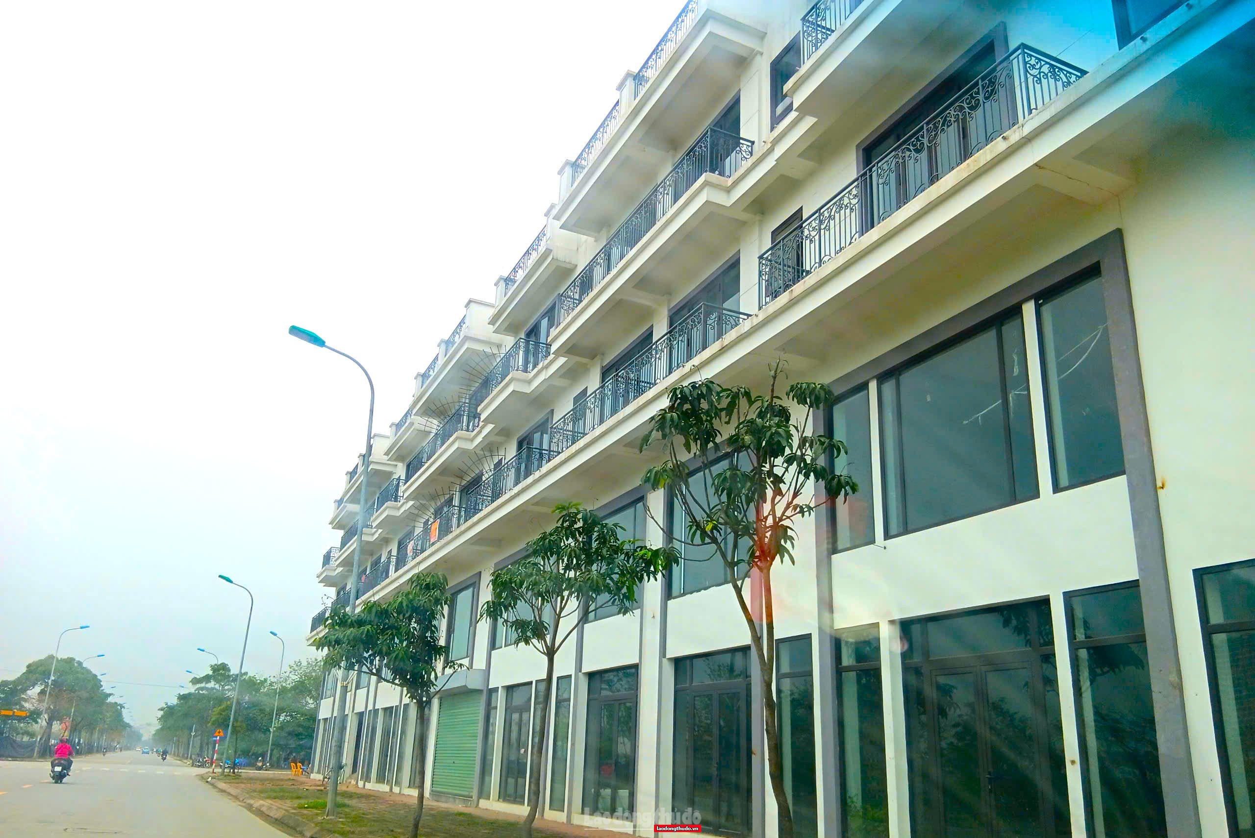 Thuế 20% lãi chuyển nhượng bất động sản: Cẩn trọng kẻo “siết” luôn thị trường