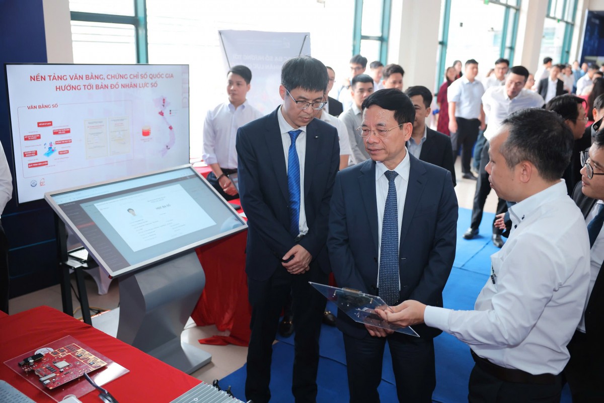 Nhiều hoạt động chào mừng Ngày Khoa học và Công nghệ Việt Nam 18/5