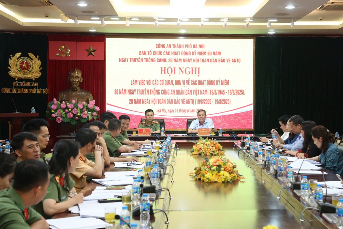 Nhiều hoạt động hướng tới kỷ niệm 80 năm Ngày truyền thống Công an nhân dân