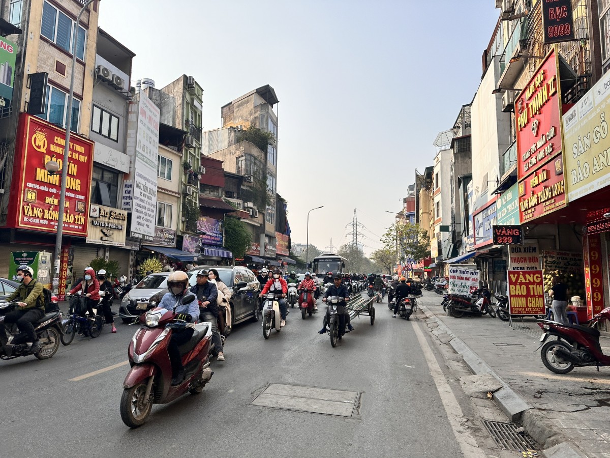 Dự báo thời tiết Hà Nội ngày 16/5: Ngày nắng, chiều tối có mưa rào và dông vài nơi