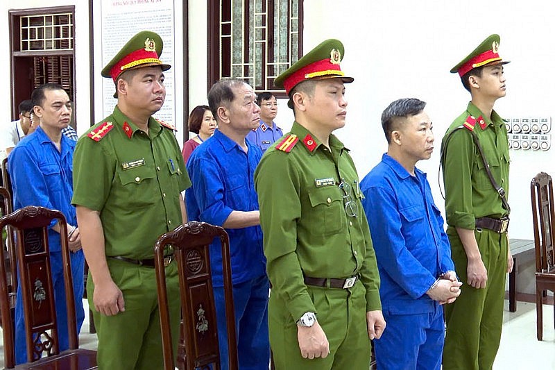 Ông Lưu Bình Nhưỡng được giảm án