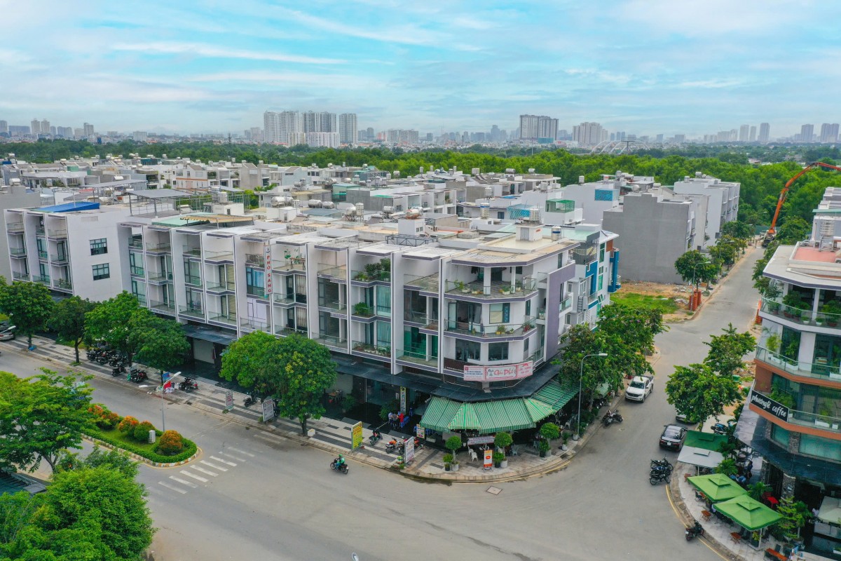 Hàng trăm dự án nhà ở thương mại tại TP.HCM chưa được cấp sổ
