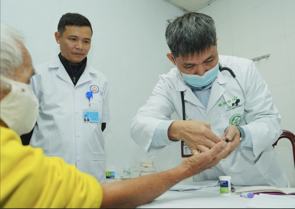 Kê đơn thuốc dài ngày theo Thông tư 26: Bước tiến vì người bệnh mạn tính