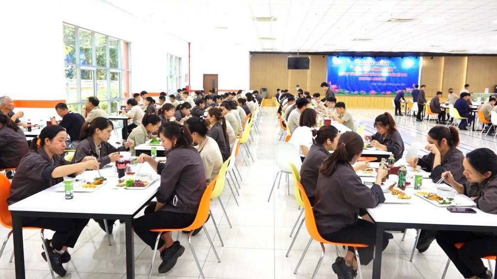 LĐLĐ thành phố Hà Nội tổ chức chuỗi các hoạt động hướng về cơ sở