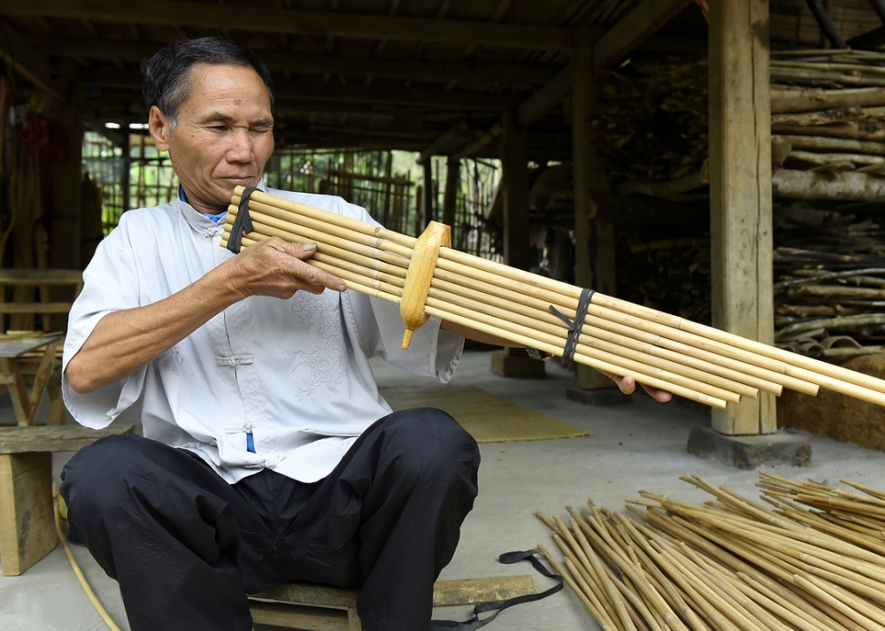 Người “giữ hồn” khèn bè ở Mường Lát