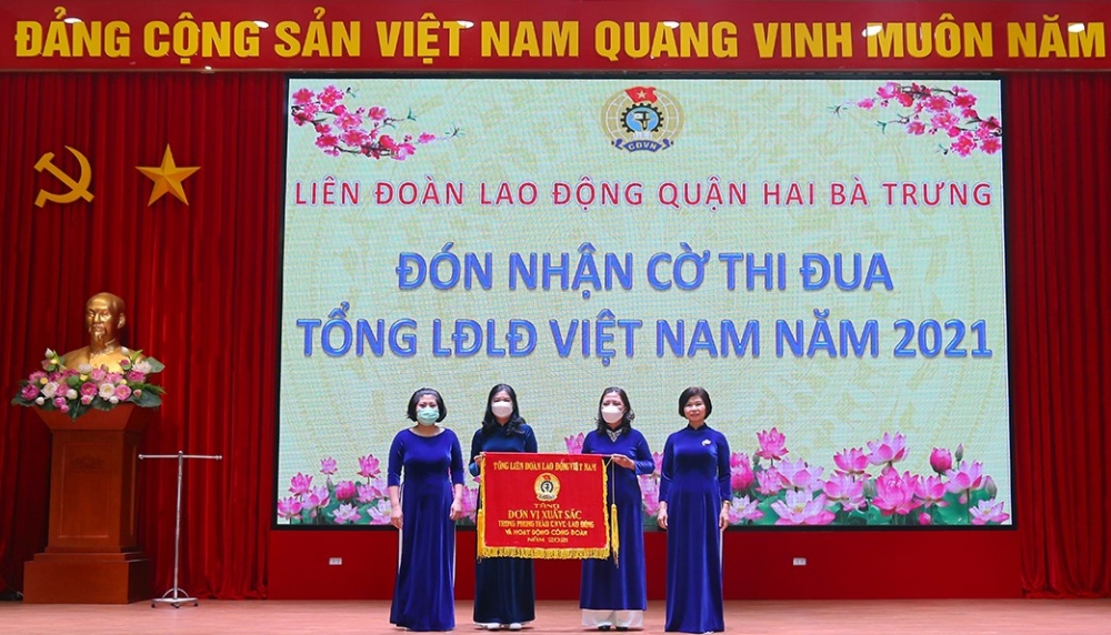 LĐLĐ quận Hai Bà Trưng tổng kết công tác Công đoàn năm 2021