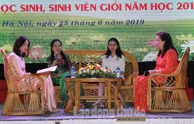 Công đoàn ngành Y tế Hà Nội: Biểu dương, khen thưởng 106 gia đình tiêu biểu