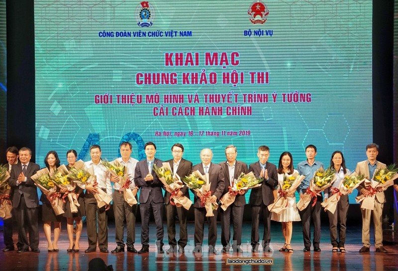 Sôi nổi Hội thi “Giới thiệu mô hình và thuyết trình ý tưởng cải cách hành chính” năm 2019