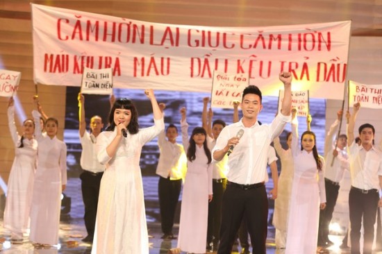 "Giai điệu tự hào" vẫn có tên trong bảng đề cử giải Cống hiến 2015 dù xin rút